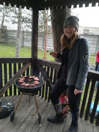 Hlavný grilmajster Ninka :)